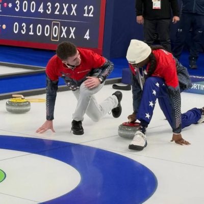 snoop-dogg-makes-surprise-appearance-at-usa-canada-olympic-curling-match.Click to read full article.