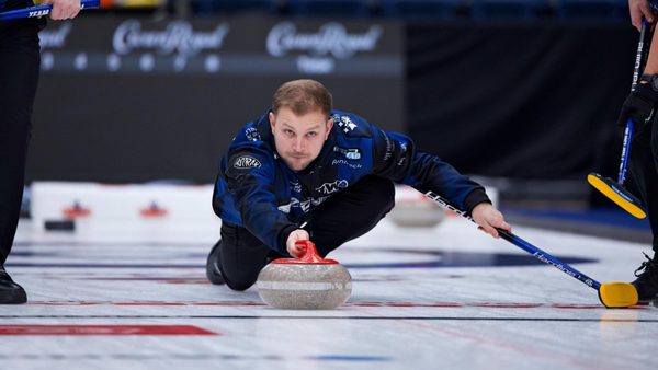 waddell-scores-a-five-count.Click to read full article.