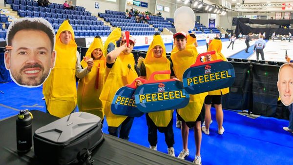 banana-mania-at-the-amj-masters.Click to read full article.