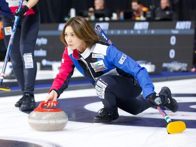sayaka-yoshimura-retires-from-competitive-curling.Click to read full article.