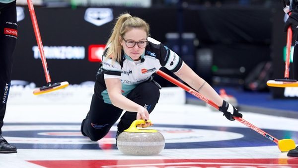 paetz-pulls-off-tricky-shot-for-two.Click to read full article.