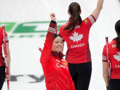 einarson-earns-bye-to-womens-worlds-semis-with-win-over-japan.Click to read full article.