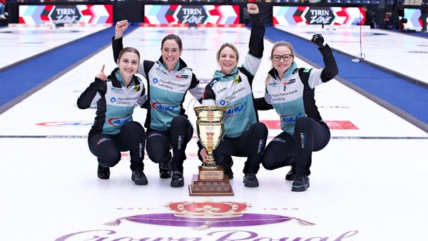 tirinzoni-wins-record-third-straight-crown-royal-players-championship-womens-title.Click to read full article.