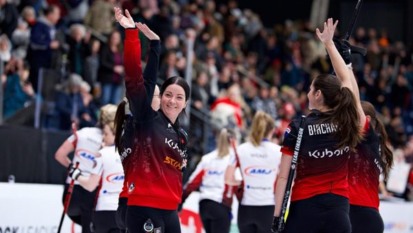 einarson-vs-tirinzoni-whyte-vs-waddell-set-for-crown-royal-players-championship-finals.Click to read full article.